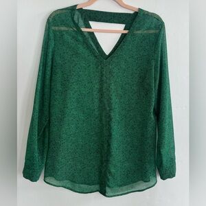 CAbi Green Relaxed Blouse with Full-Length Sleeves Size M
